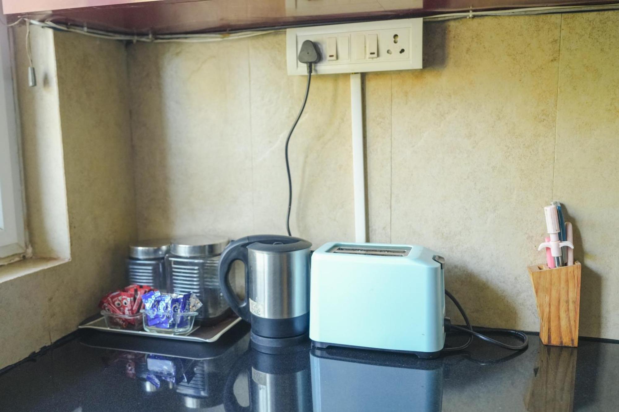 Villa M - Jia 3- 3Bhk In Candolim, Pool Facing, Near Beach, Breakfast Included Exterior foto