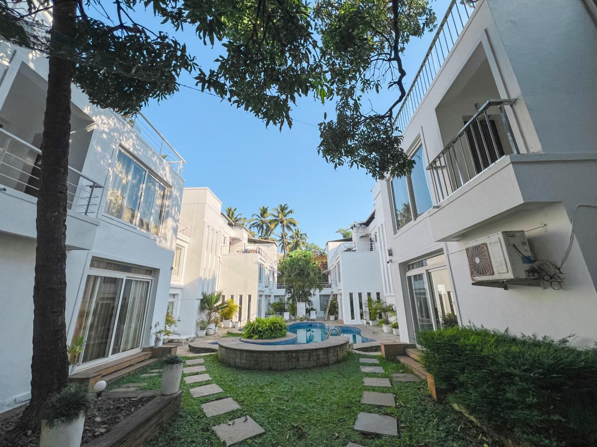 Villa M - Jia 3- 3Bhk In Candolim, Pool Facing, Near Beach, Breakfast Included Exterior foto